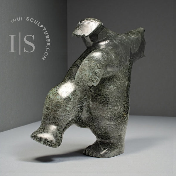 16" SIGNATURE Dancing Bear by Elite Carver Nuna Parr *Look Way Up*